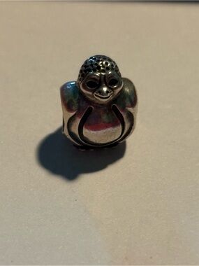 Pandora retired penguin